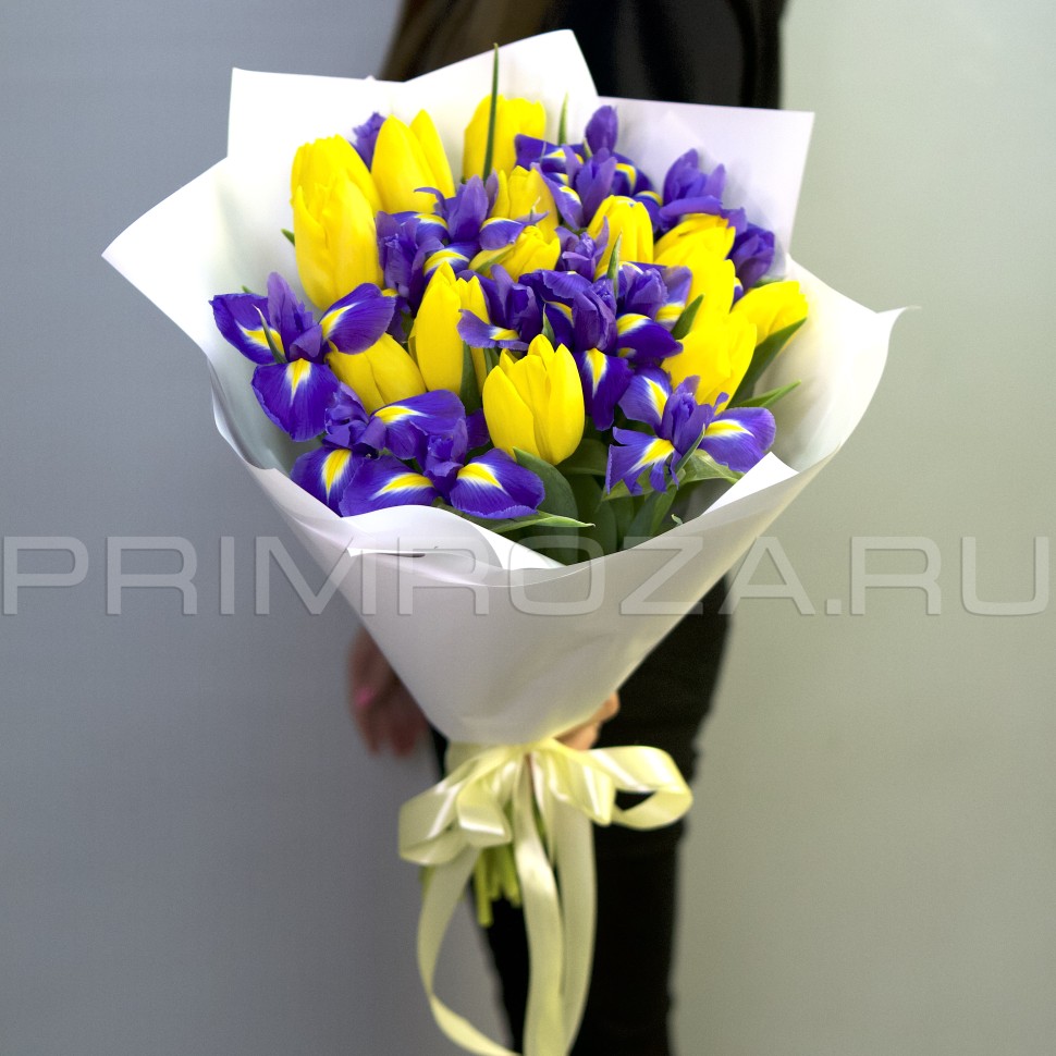#M13 Букет из ирисов и тюльпанов   Flowers delivery Vladivostok