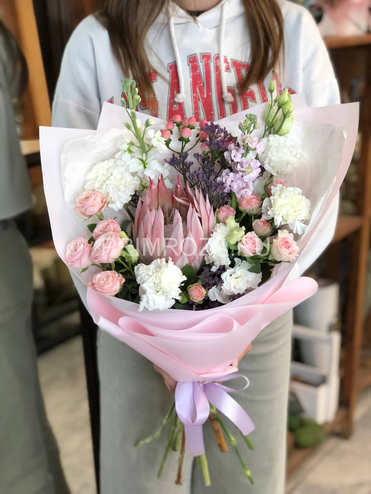 Экзотический букет с протеей #6353 Flowers delivery Vladivostok