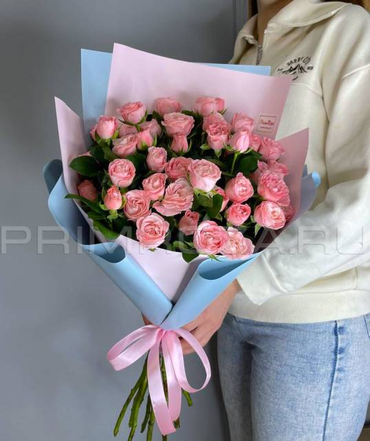Bouquet of spray roses #R00482