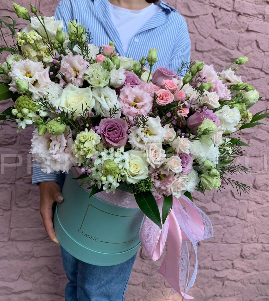 #M20 Большая композиция в коробке  Flowers delivery Vladivostok