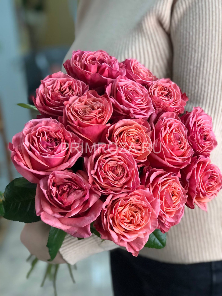 Букет из 15 пионовидных роз #DM031 Flowers delivery Vladivostok