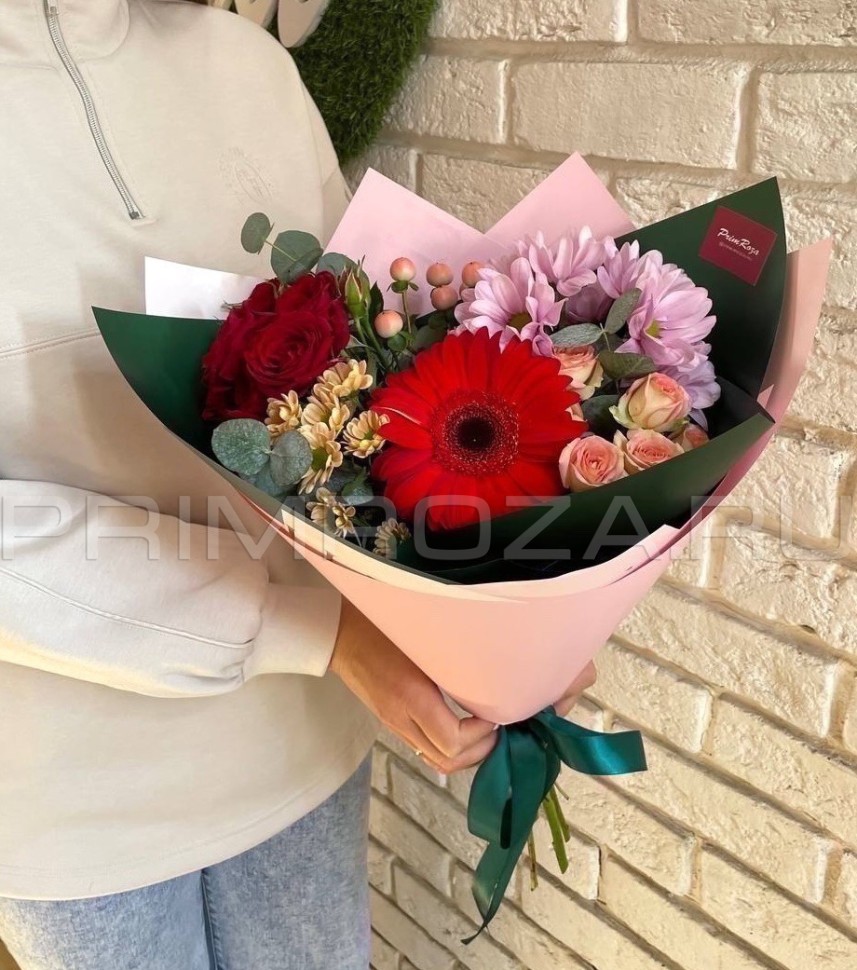 #M19 Ассорти с герберой  Flowers delivery Vladivostok