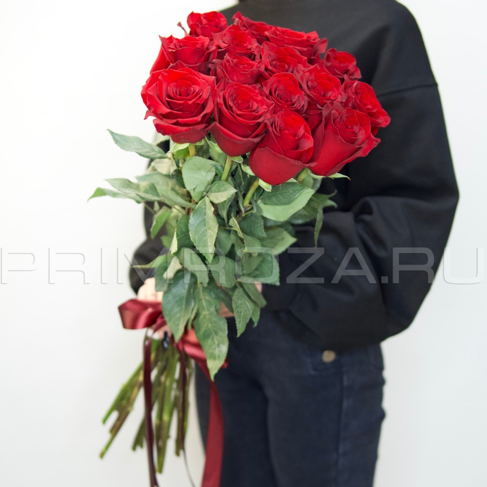 #M22 Букет высоких красных роз (15 шт) Flowers delivery Vladivostok