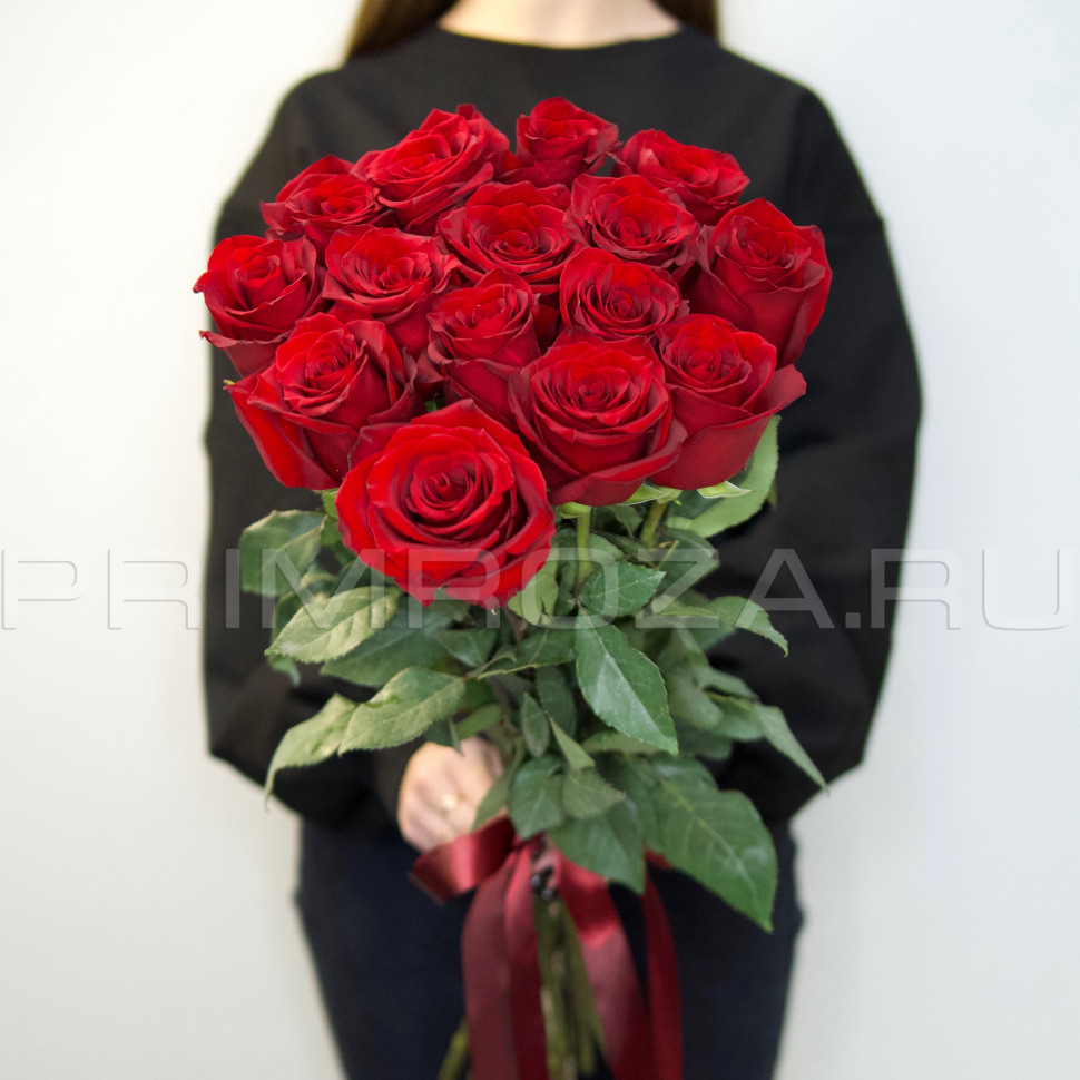 #M22 Букет высоких красных роз (15 шт) Flowers delivery Vladivostok