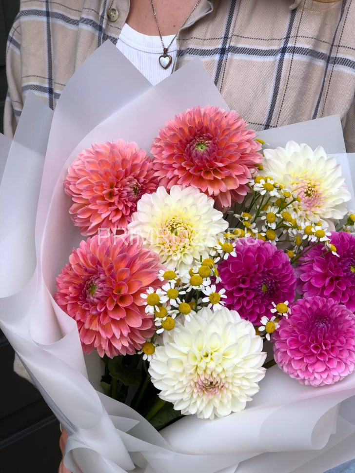 Букет с георгинами #A1110 Flowers delivery Vladivostok