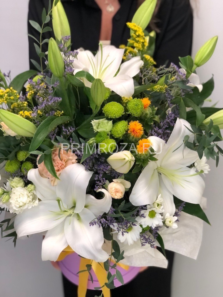 Большая композиция с лилиями #7335 Flowers delivery Vladivostok