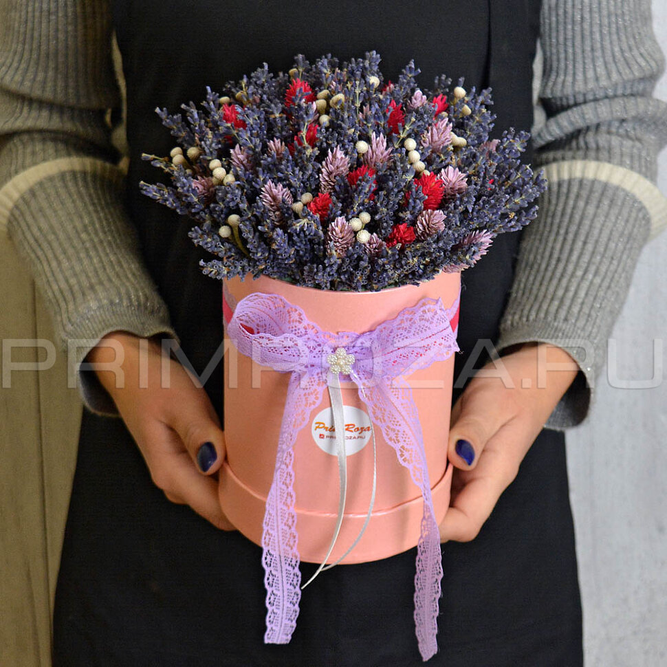 Bouquet of dried flowers in decorative box #S006 Flowers delivery Vladivostok