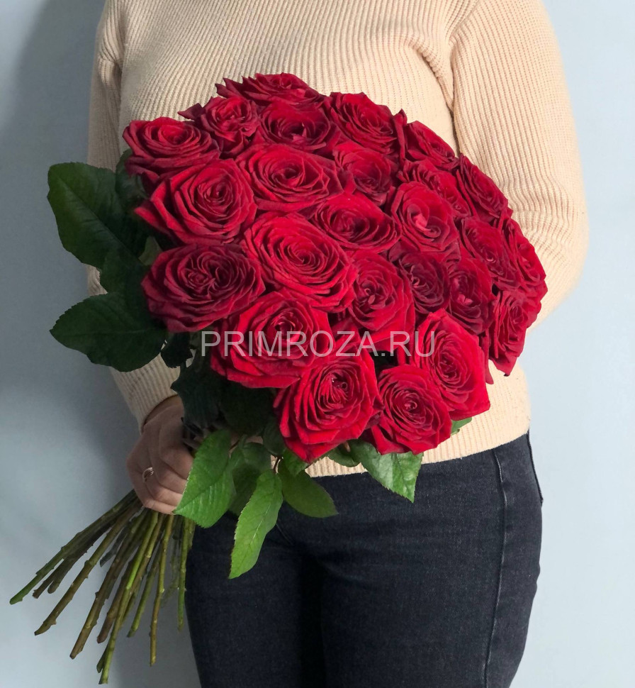 Букет из 25 красных роз #DM036 Flowers delivery Vladivostok