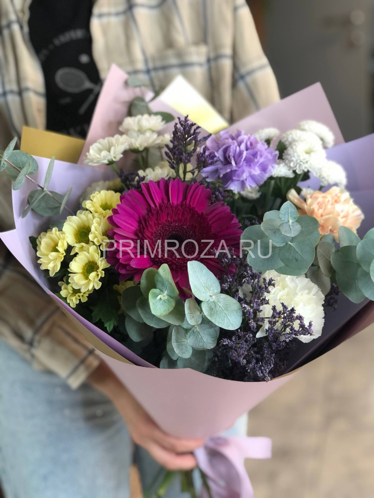 Сборный букет с герберой #6840 Flowers delivery Vladivostok