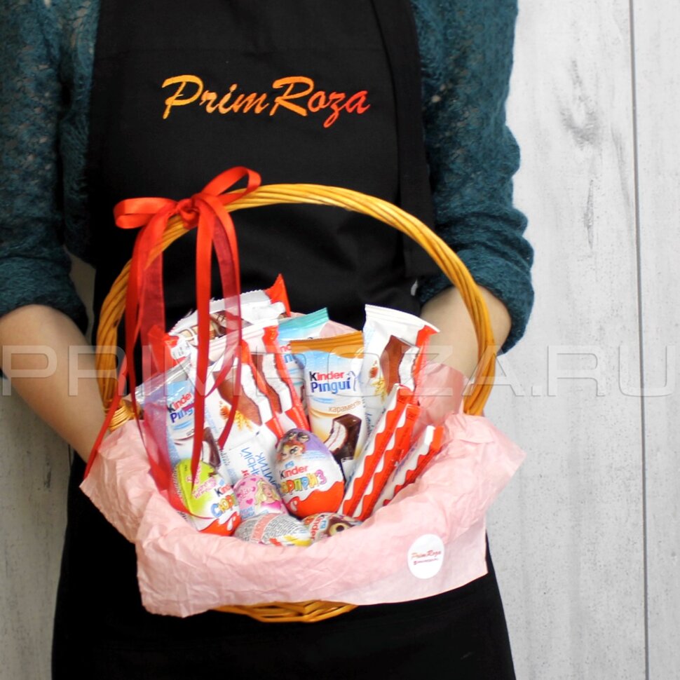 Basket kinder Flowers delivery Vladivostok
