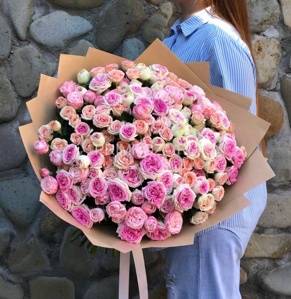 #DV020 Букет из нежных кустовых роз Flowers delivery Vladivostok