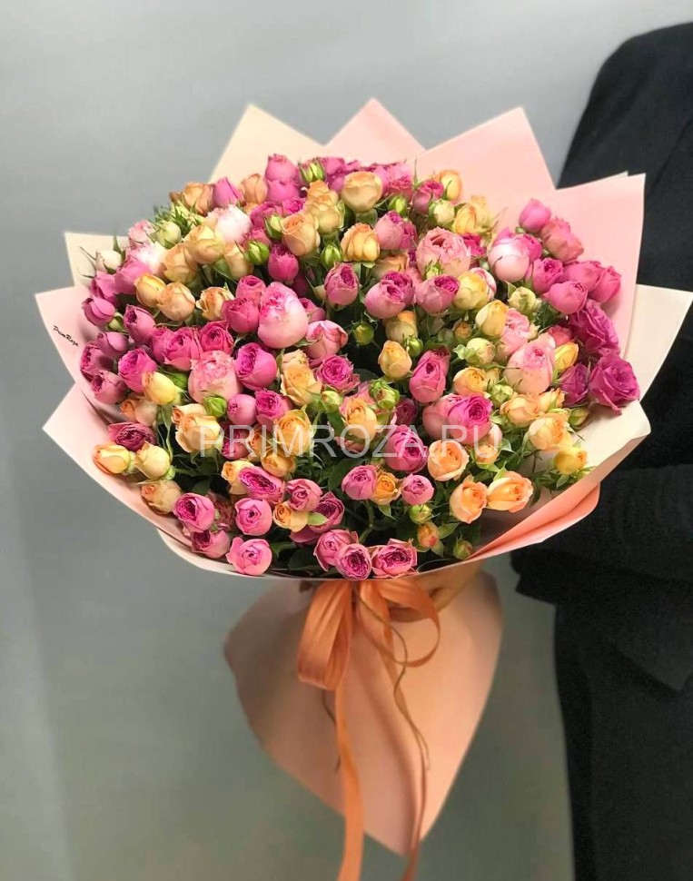#DV020 Букет из нежных кустовых роз Flowers delivery Vladivostok