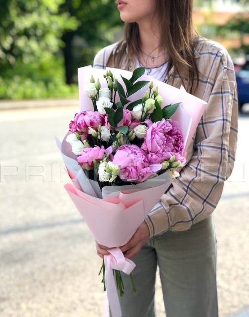Prefabricated bouquet with peonies #A7303