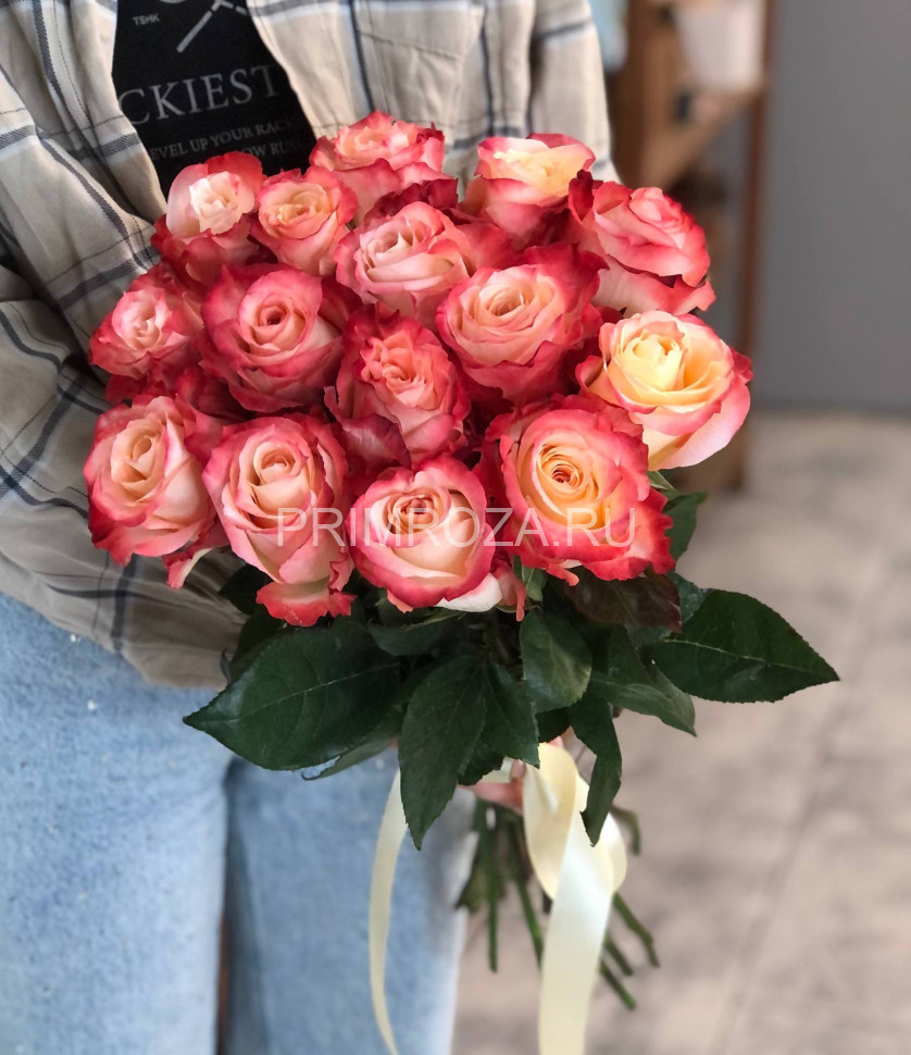 Букет из 15 роз Эквадор #H5236 Flowers delivery Vladivostok