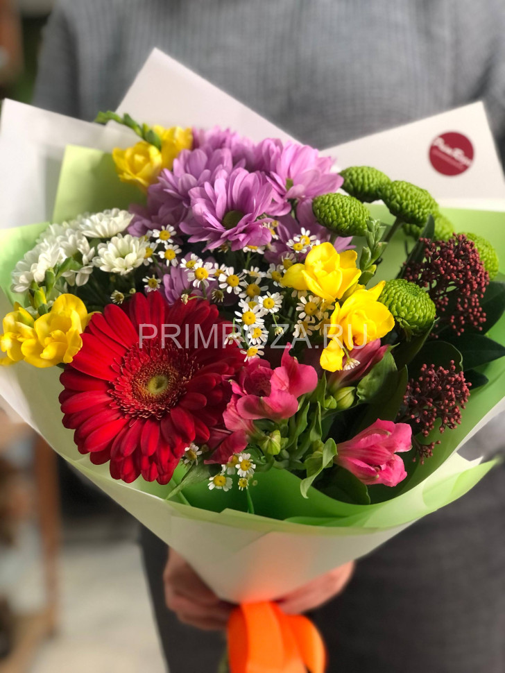 Сборный букет с фрезией №2 Flowers delivery Vladivostok