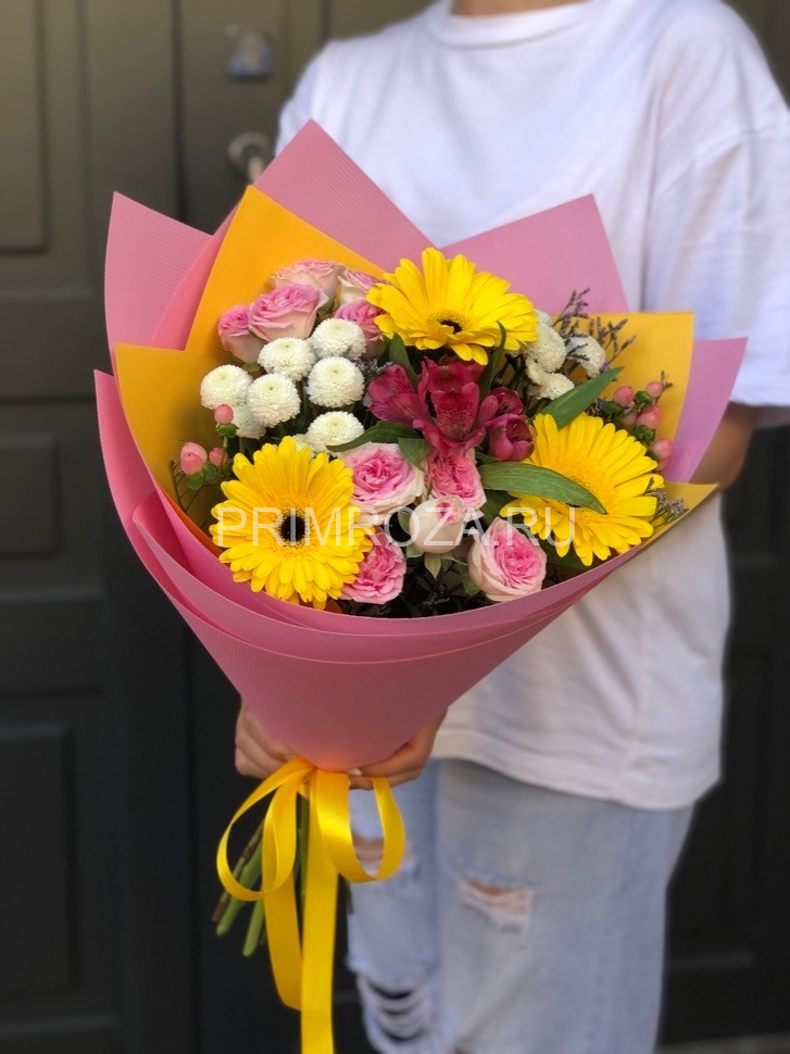 Букет с жёлтыми георгинами #6706 Flowers delivery Vladivostok