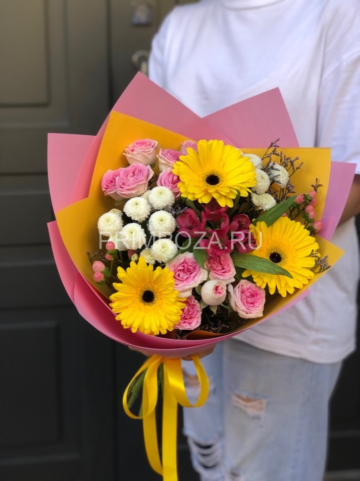 Букет с жёлтыми георгинами #6706 Flowers delivery Vladivostok