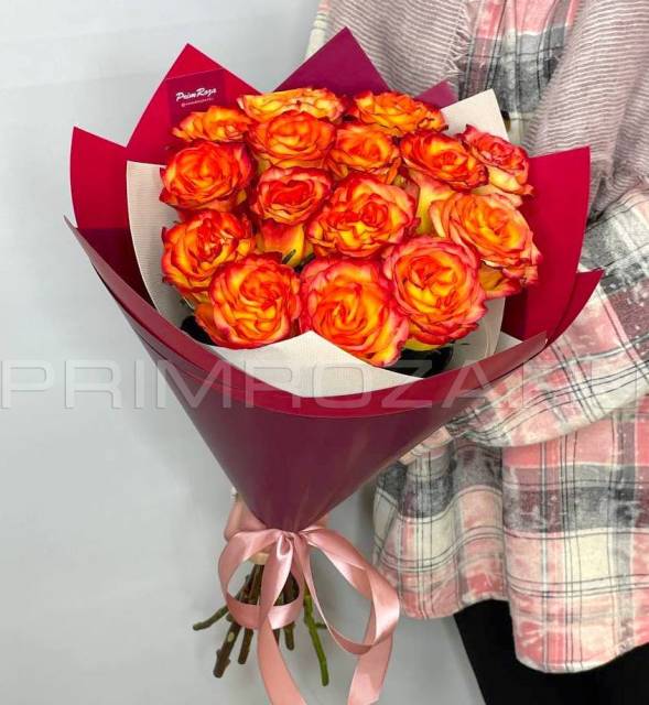 Bouquet of fiery roses #R0024