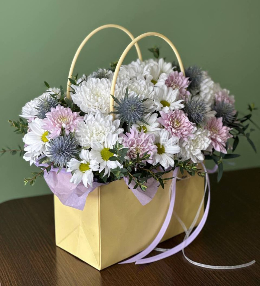 Сборный букет в сумочке #A3014 Flowers delivery Vladivostok