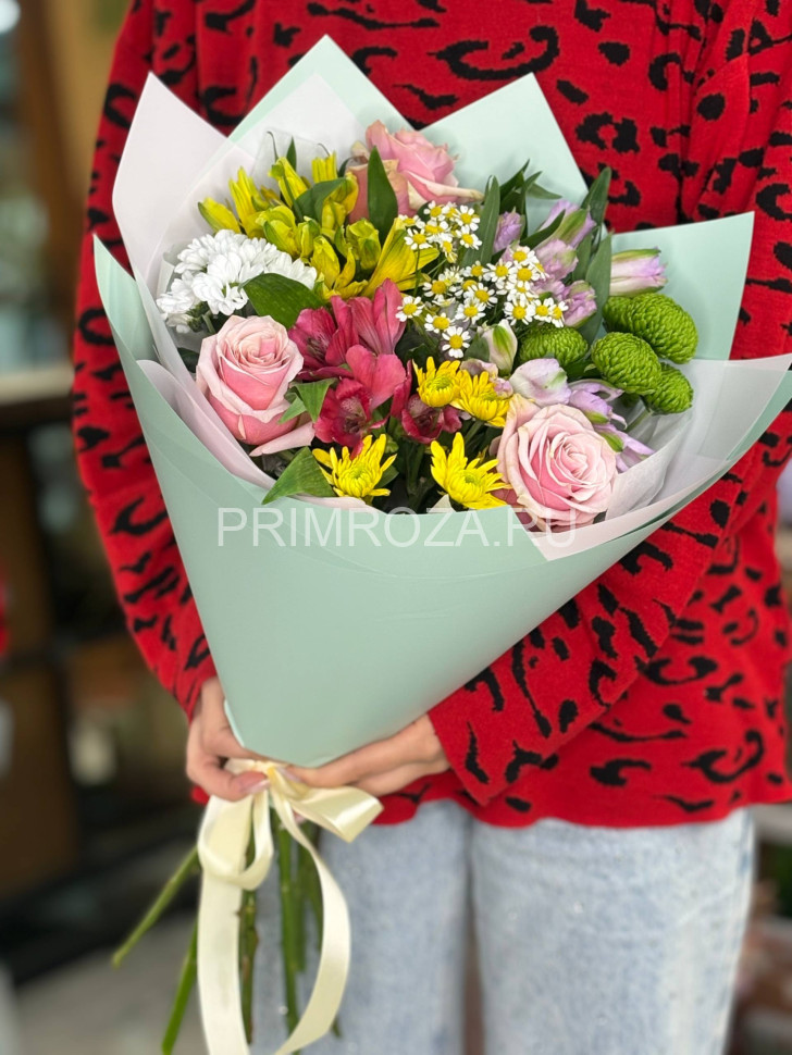 Сборный букет Flowers delivery Vladivostok