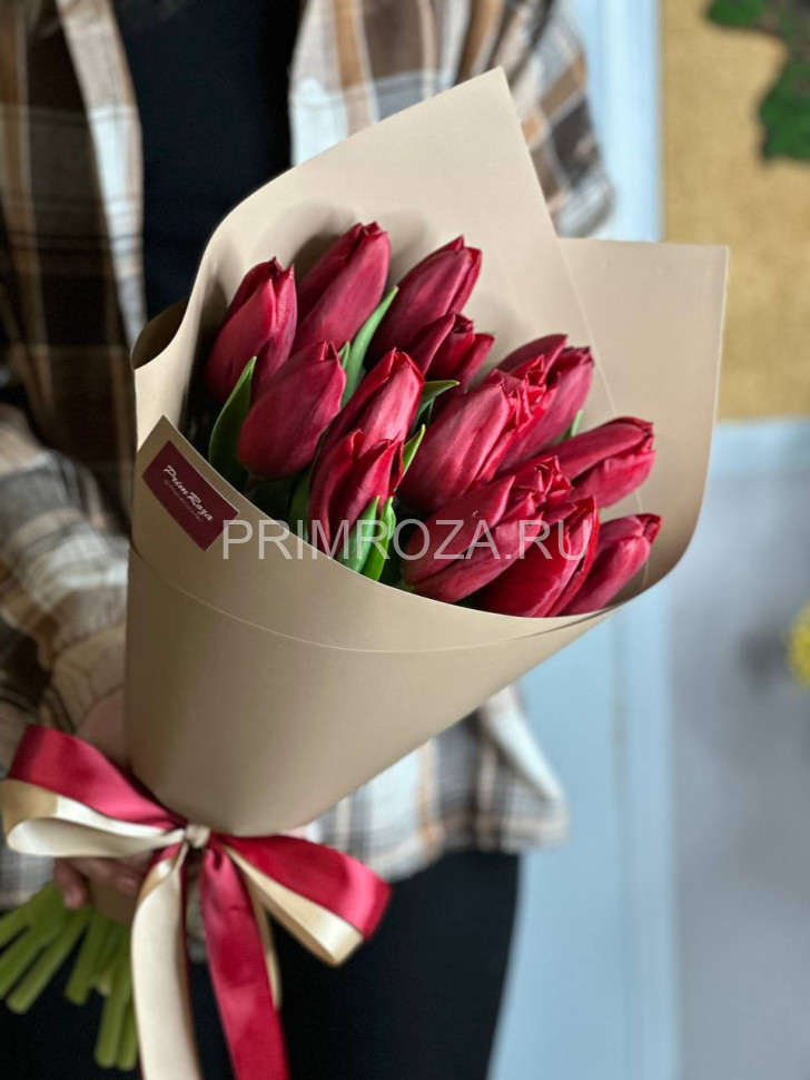 КРАСНЫЕ ТЮЛЬПАНЫ (15шт)   Flowers delivery Vladivostok