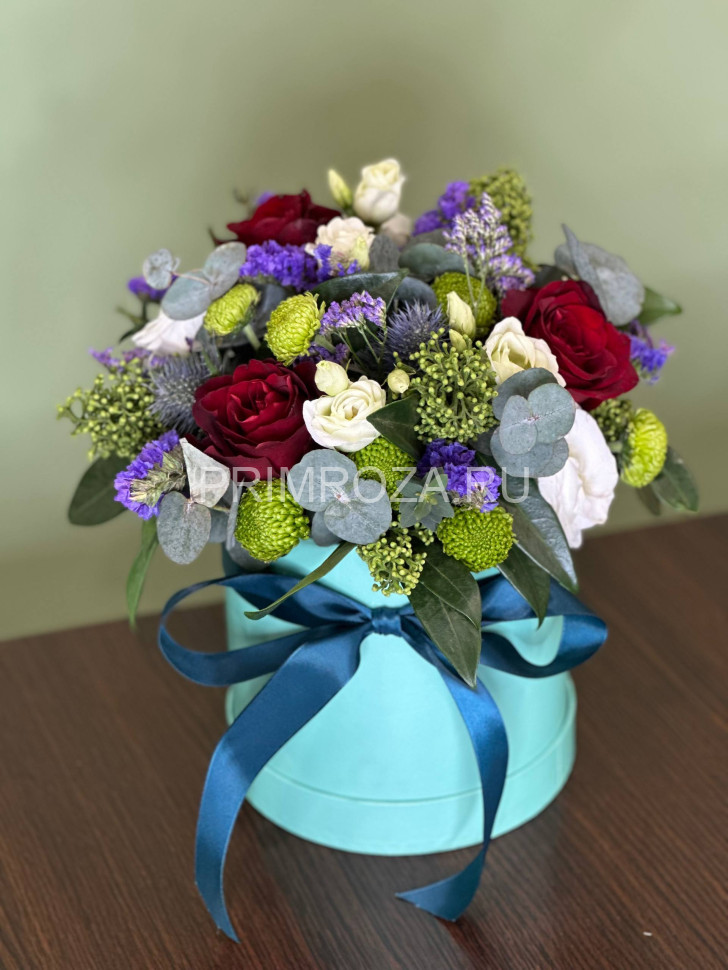 Assembled bouquet in a decorative box #A4558 Flowers delivery Vladivostok