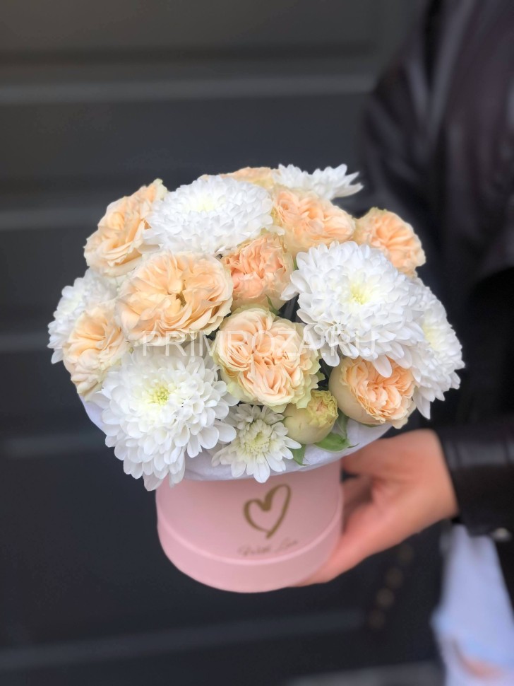  #DV001 Композиция из роз и хризантем  Flowers delivery Vladivostok
