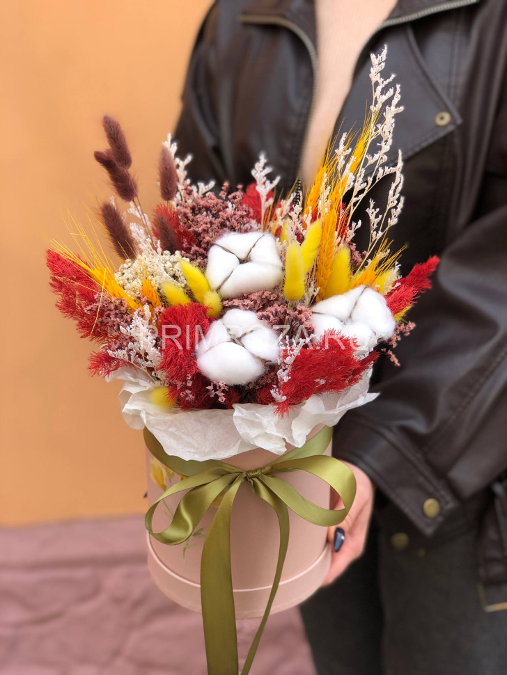 Composite composition of dried flowers #B58214 Flowers delivery Vladivostok