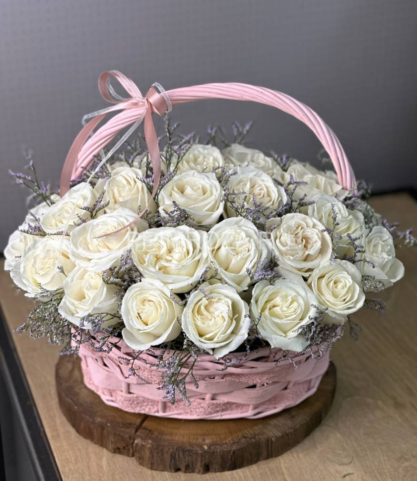 Букет из роз в корзине #K4036 1 Flowers delivery Vladivostok