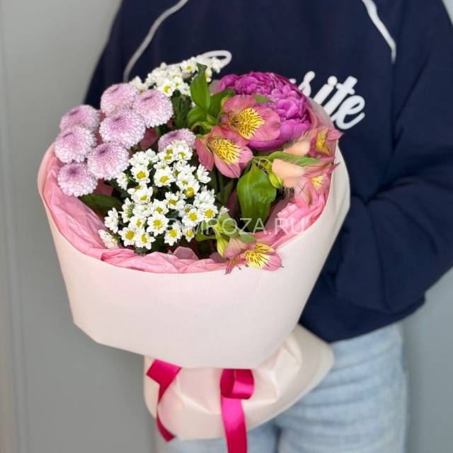 Prefabricated bouquet in a decorative envelope #DM61