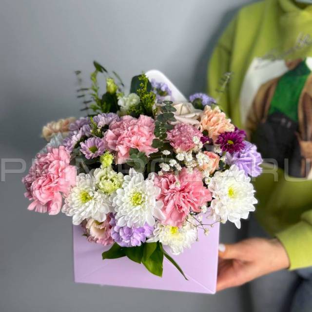 Prefabricated bouquet in a decorative envelope #DM61