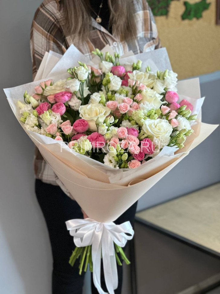 Нежный букет сборный букет #О9081 Flowers delivery Vladivostok