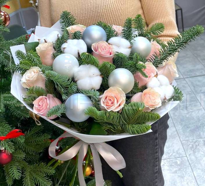 Delicate bouquet with nobilis and roses#A8445