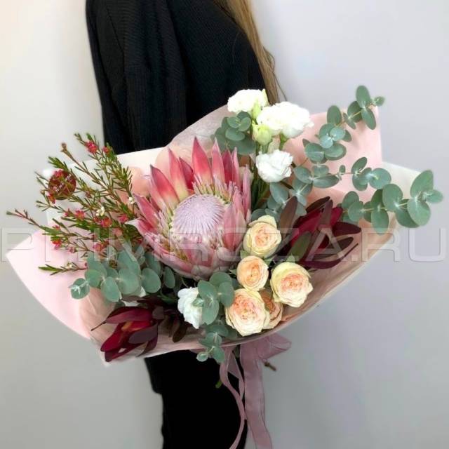 Exotic bouquet with royal protea #DM69