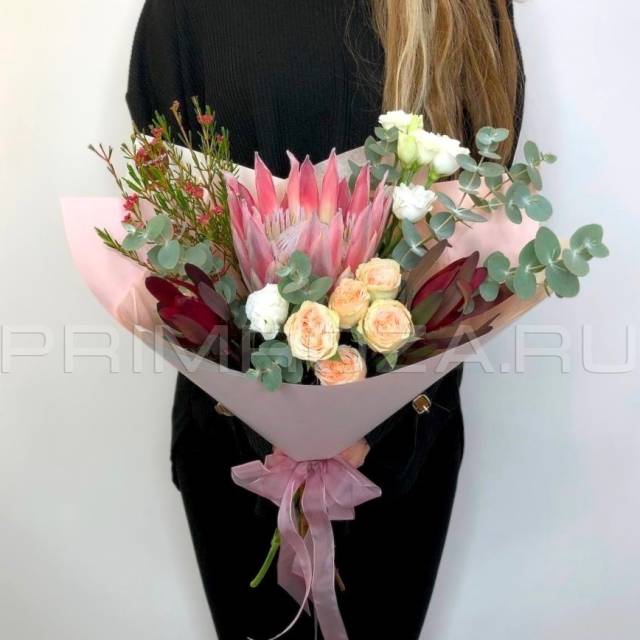 Exotic bouquet with royal protea #DM69