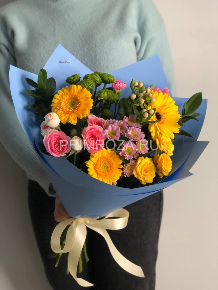 Яркий сборный букет #A8992 Flowers delivery Vladivostok