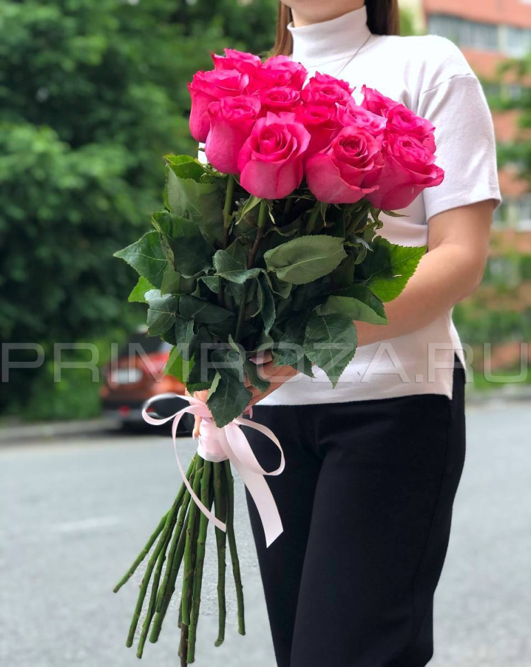 Малиновые высокие розы Эквадор#R4544  Flowers delivery Vladivostok