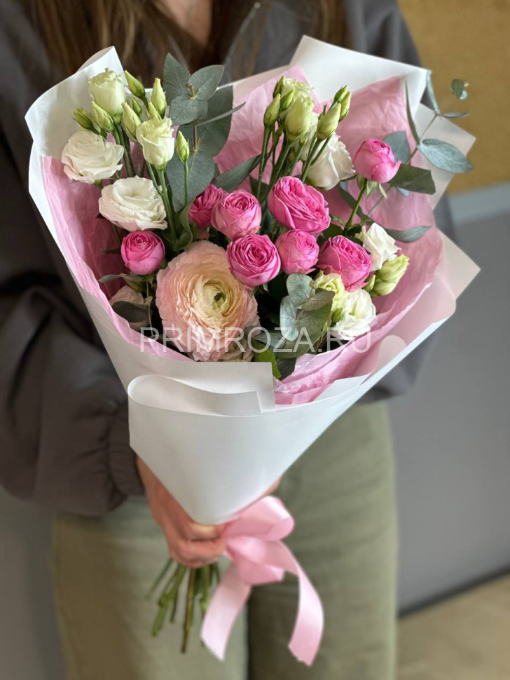 Сборный букет с ранунгулюсом #Т6697 Flowers delivery Vladivostok
