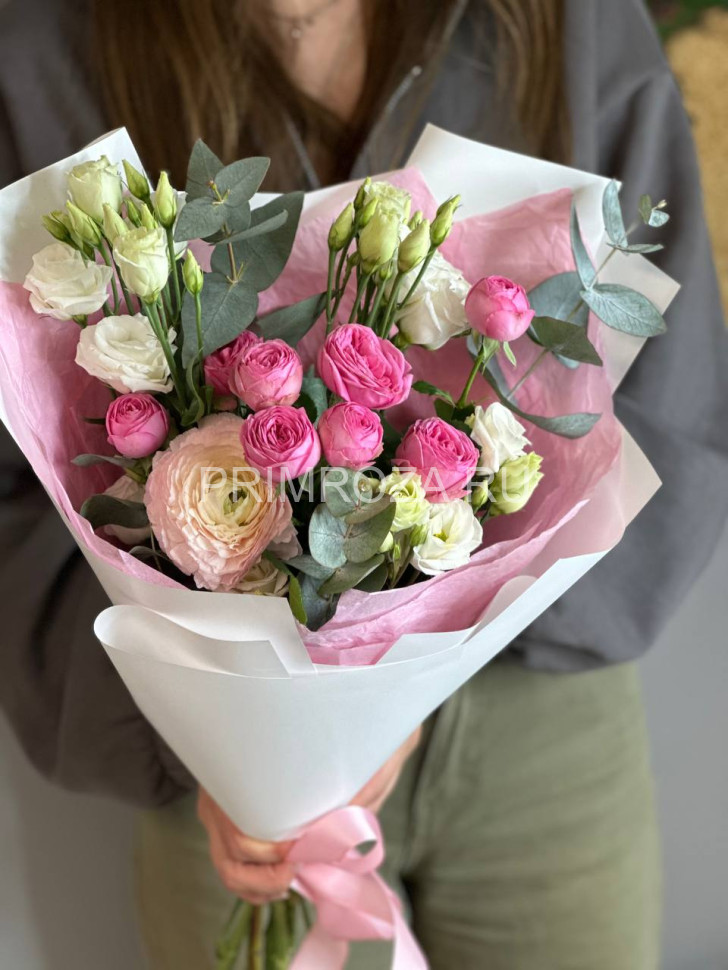 Сборный букет с ранунгулюсом #Т6697 Flowers delivery Vladivostok