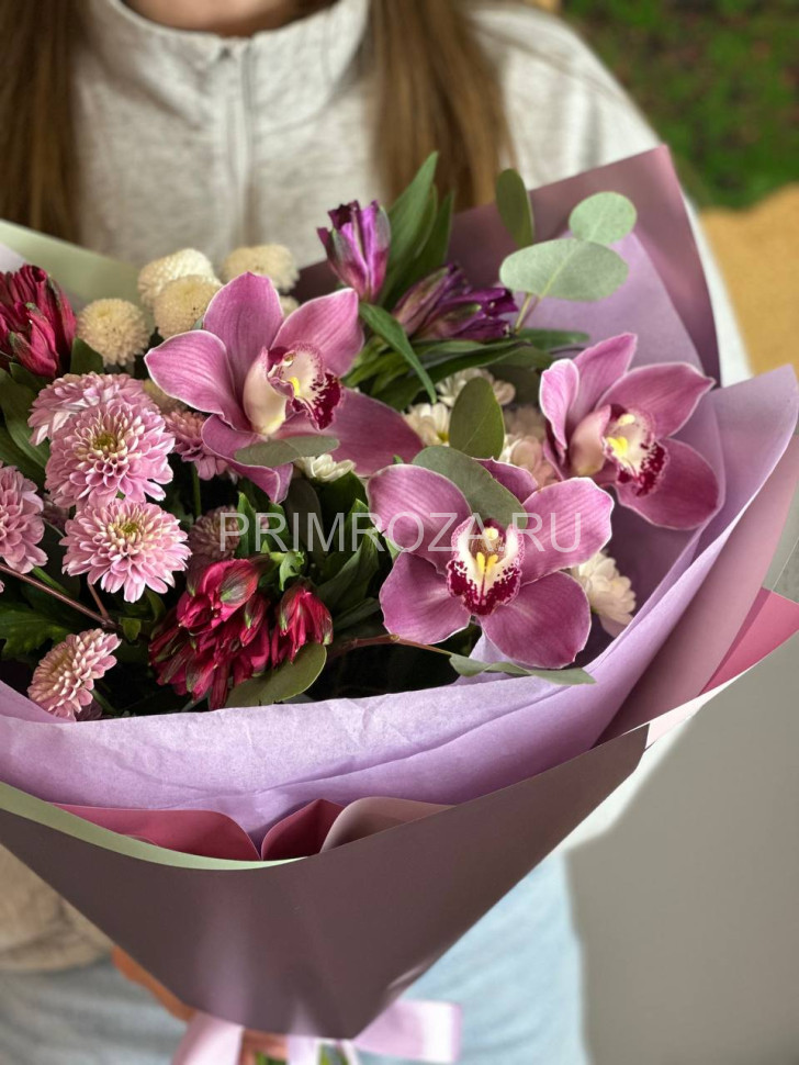 Сборный букет с орхидеей #Т6697 Flowers delivery Vladivostok
