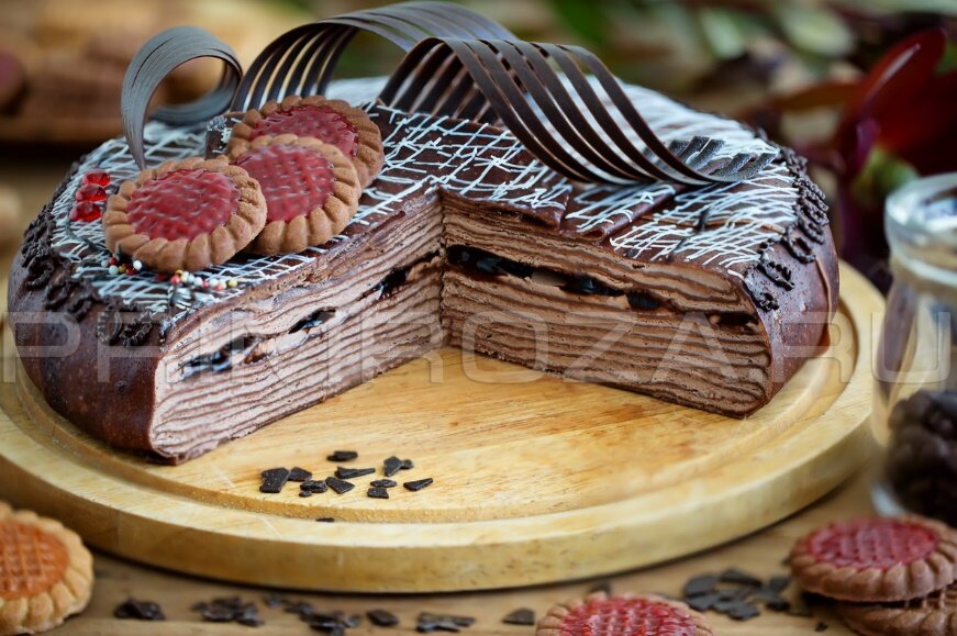PANCAKE chocolate cake Flowers delivery Vladivostok