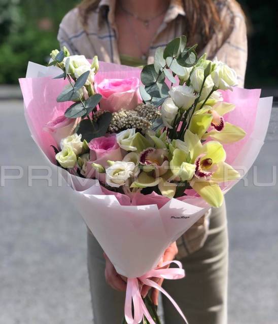 Нежное ассорти с орхидеей #R0914