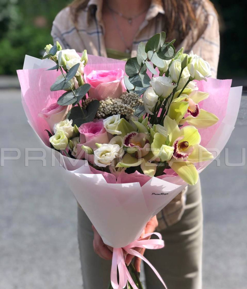 Нежное ассорти с орхидеей #R0914 Flowers delivery Vladivostok