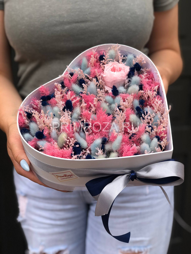 Сборная композиция из сухоцветов #B5554 Flowers delivery Vladivostok
