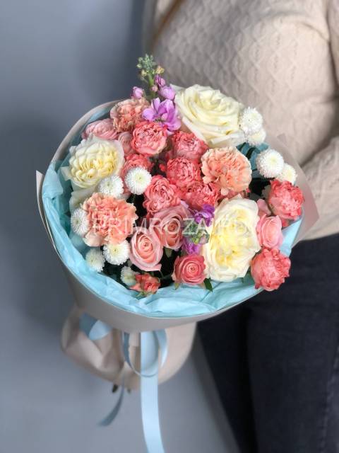 Сборный нежный букет #В5692