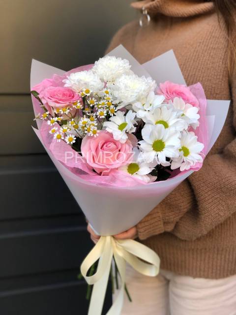 Сборный букет "Воздушный поцелуй"