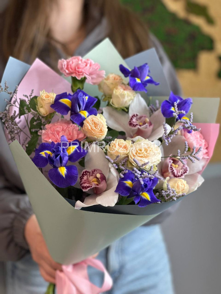 Ассорти букет с ирисами #A1519 Flowers delivery Vladivostok