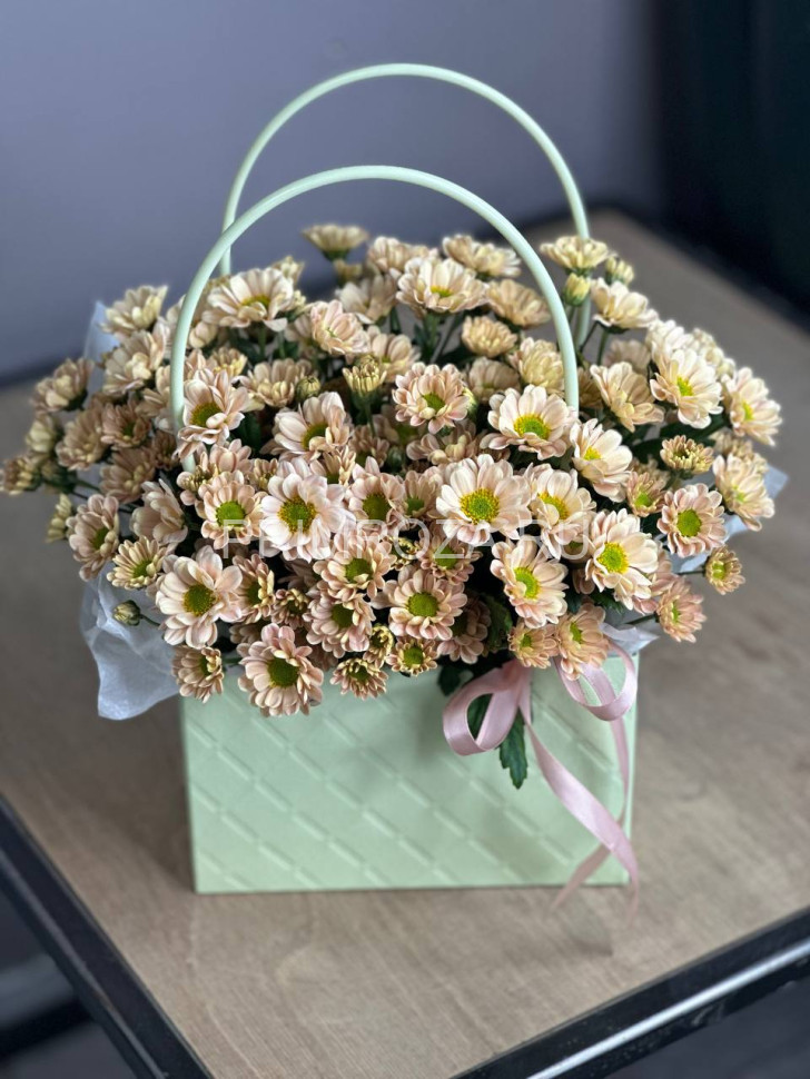 Сантини в сумочке #A3017 Flowers delivery Vladivostok