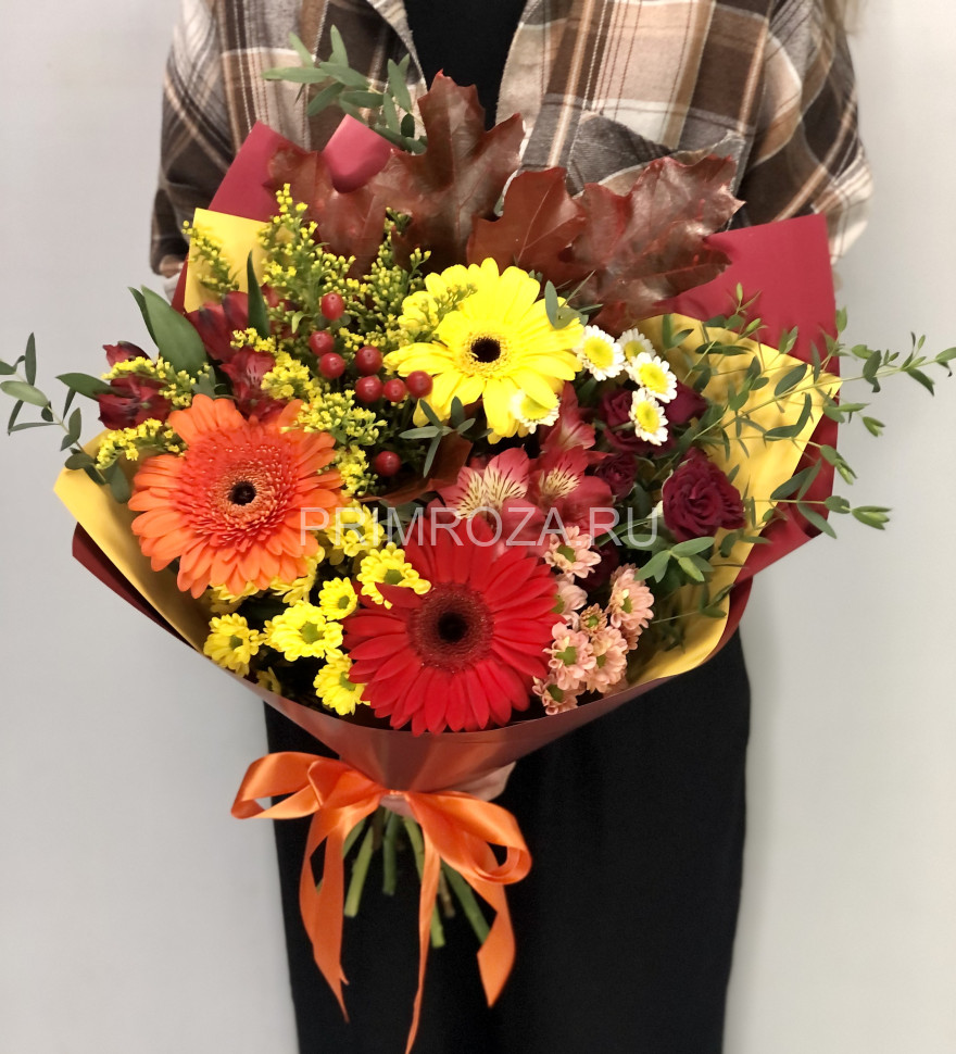 Яркий букет с герберами  Flowers delivery Vladivostok